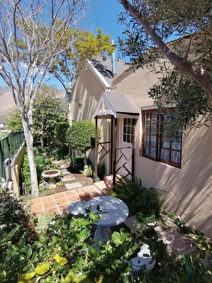 Squirrels Corner Bed & Breakfast Montagu Luaran gambar