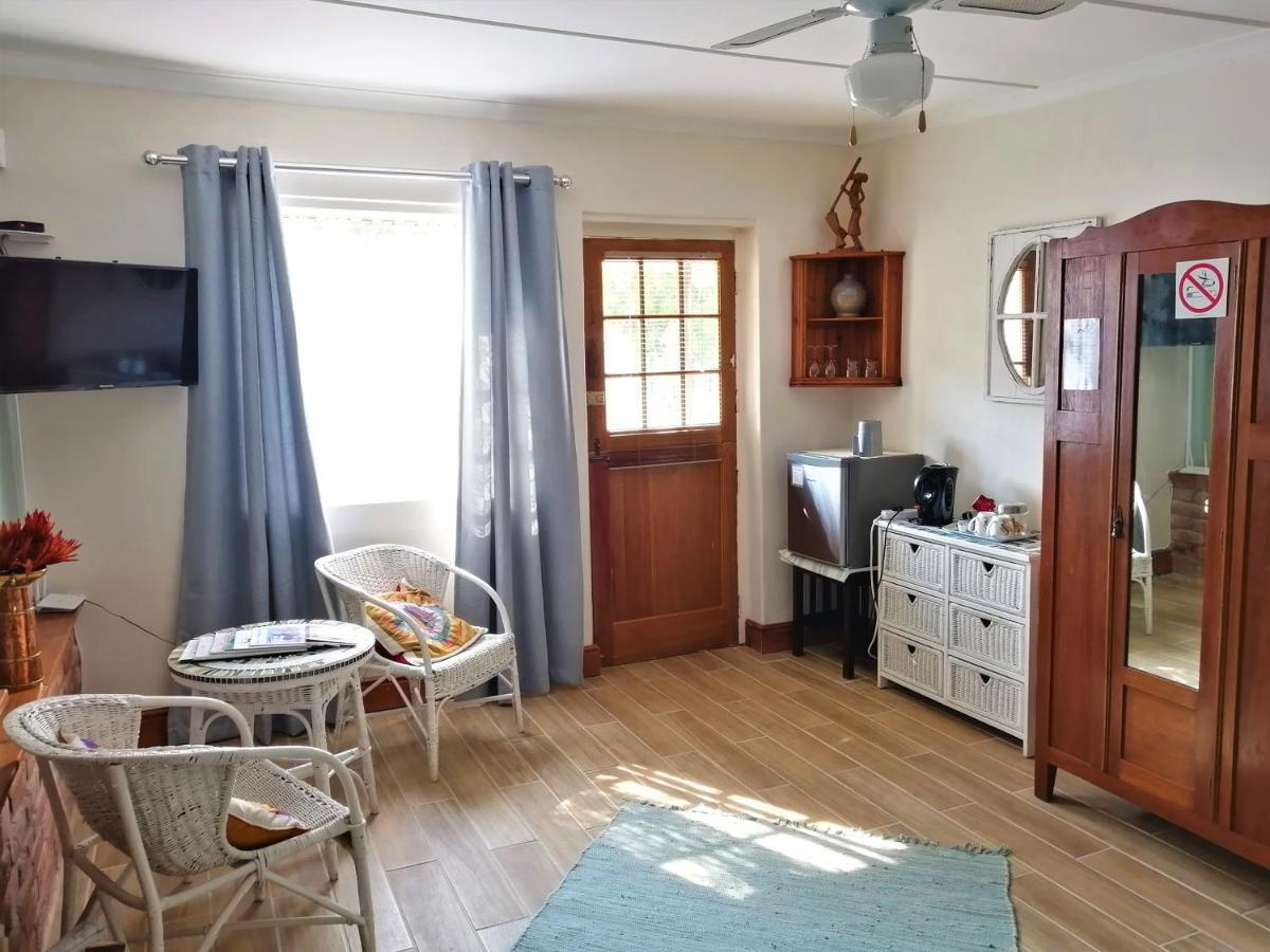 Squirrels Corner Bed & Breakfast Montagu Luaran gambar