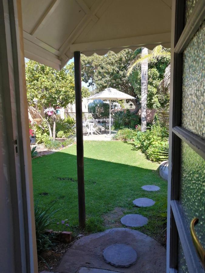 Squirrels Corner Bed & Breakfast Montagu Luaran gambar