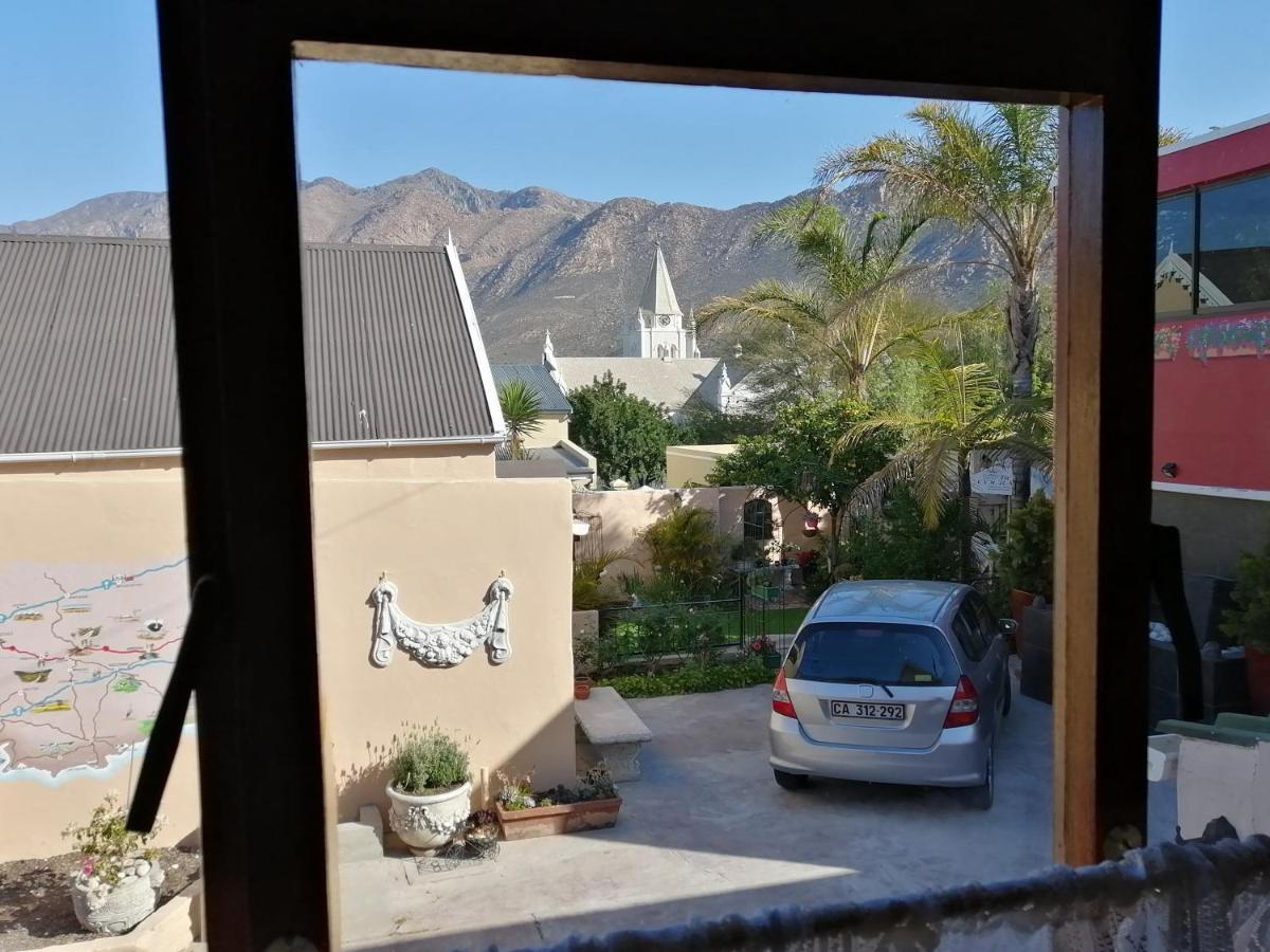 Squirrels Corner Bed & Breakfast Montagu Luaran gambar